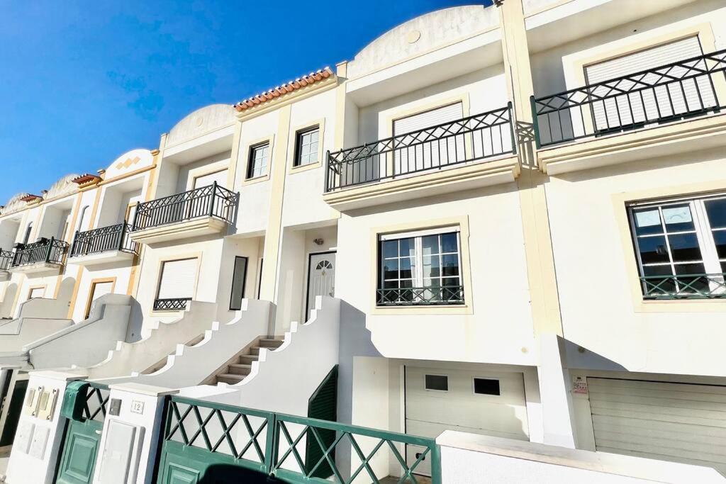 Villa New! - The Surfer Pilot - Baleal 8Pax Ferrel  Exterior foto